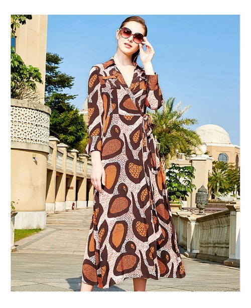 【0庫存品牌女裝進(jìn)貨價是多少折魅之女中長款連衣裙】- 