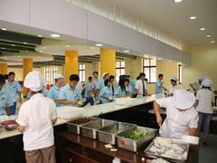 企業(yè)后勤管理專業(yè)服務(wù) 上海冠實餐飲企業(yè)管理公司的貼心之道